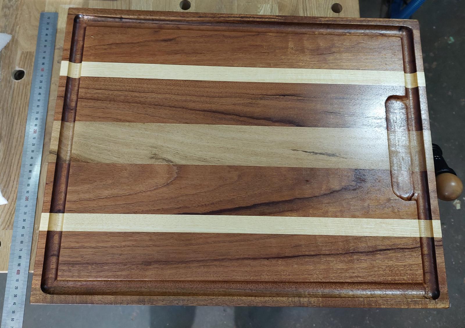 Massive cutting board - Blackwood, Silver Ash & mistery wood